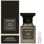 Kaufen Sie für mindestens 30 Euro und erhalten Sie dies kostenlos dazu "Tom Ford Oud Wood - Eau De Parfum - Duftprobe - 2 ml"